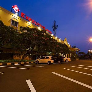 3 Putra Bi Executive Hotel Jakarta
